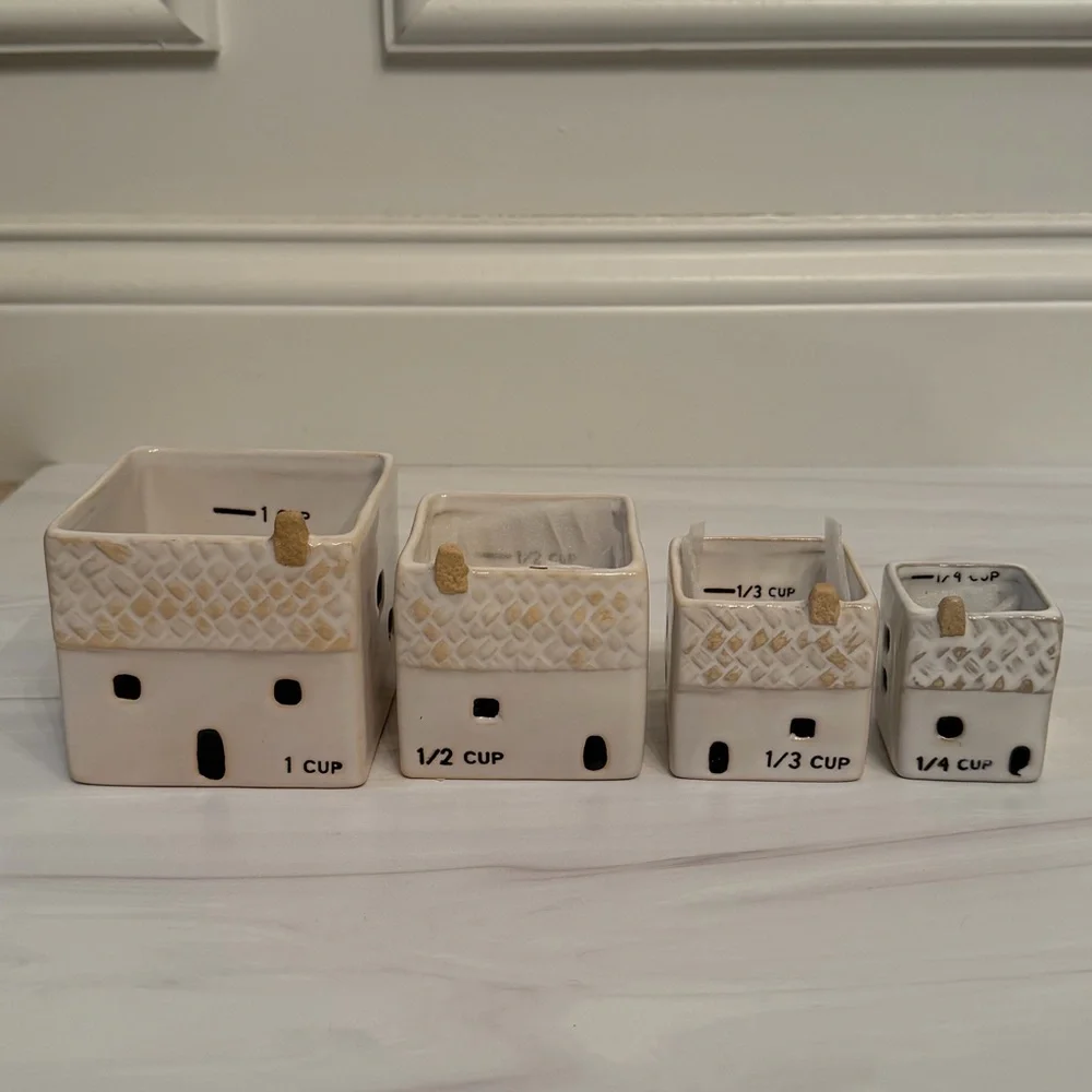Mud Pie White House Measuring Cups Set - NWOT